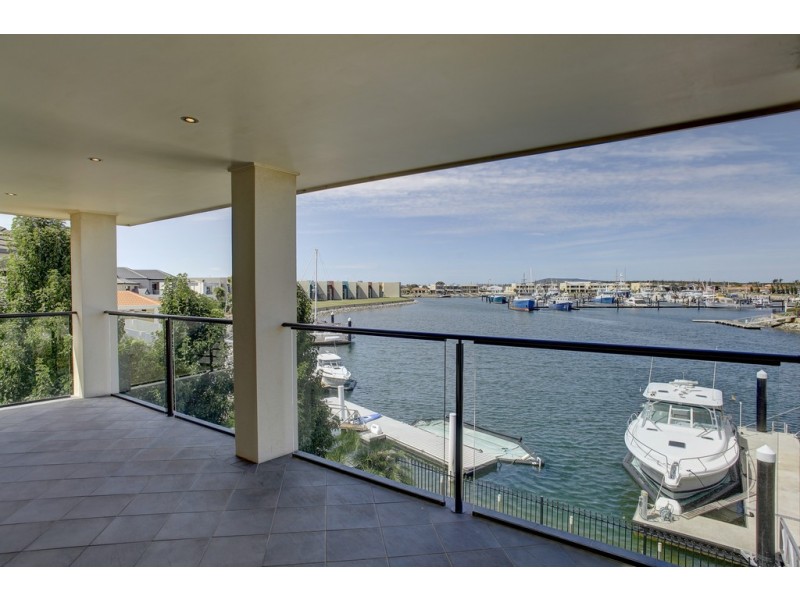 2/4 Laguna Drive, Port Lincoln SA 5606