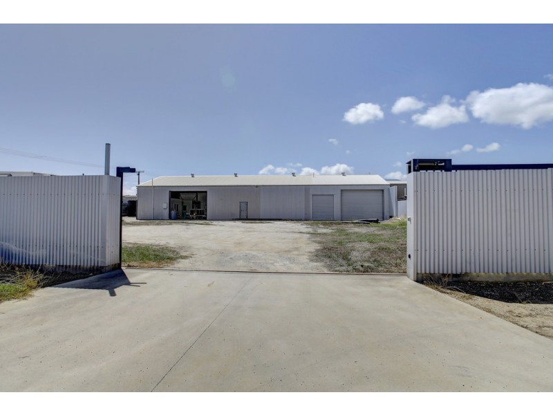 17 Riversdale Avenue, Port Lincoln SA 5606