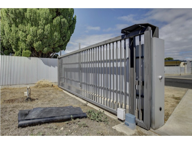 17 Riversdale Avenue, Port Lincoln SA 5606