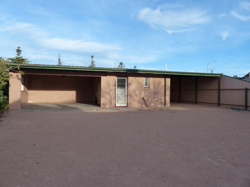 35 East Terrace, Ceduna SA 5690