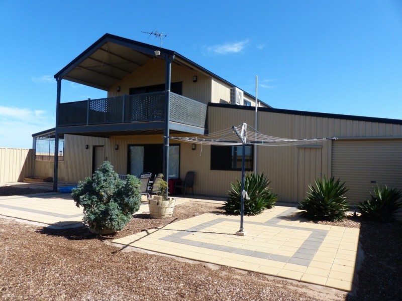 39-49 Collins Street, Ceduna SA 5690