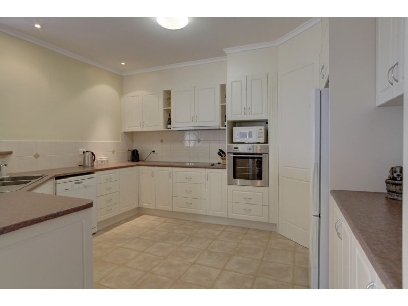 6 Adriatic Ave, Port Lincoln SA 5606