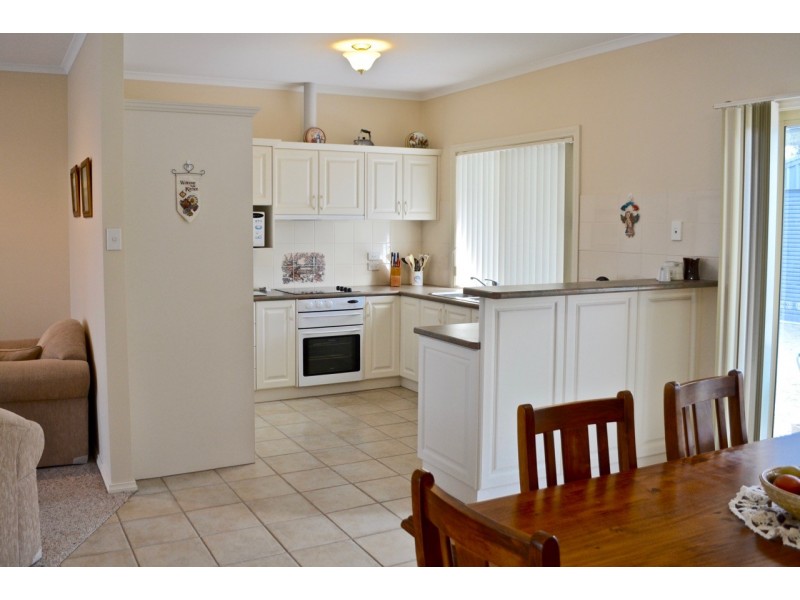 56 Greenly Ave, Coffin Bay SA 5607