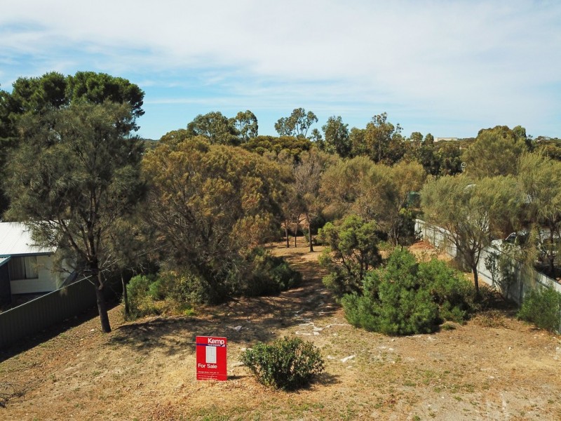 9 Greenly Ave, Coffin Bay SA 5607