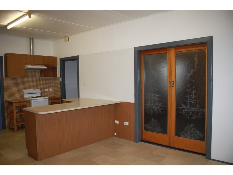 83 New West Road, Port Lincoln SA 5606