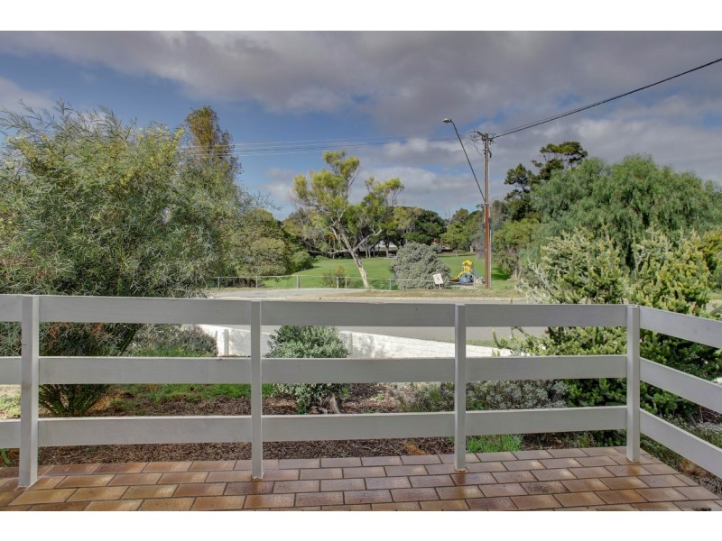 16 Kemp Avenue, Port Lincoln SA 5606