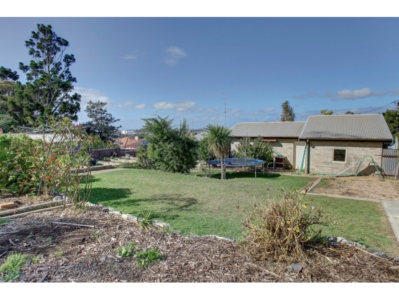 16 Kemp Avenue, Port Lincoln SA 5606