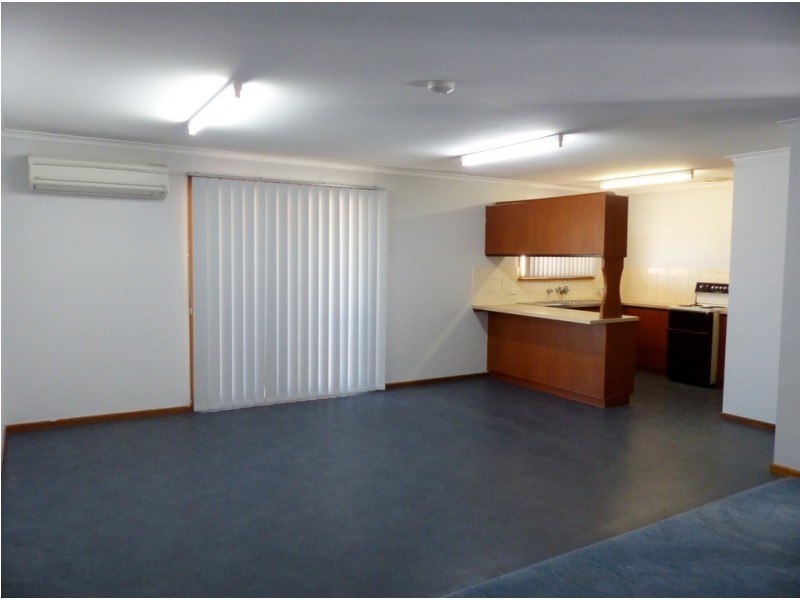 27 Collins Street, Ceduna SA 5690