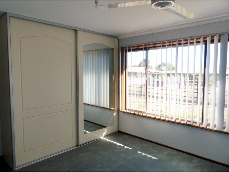 27 Collins Street, Ceduna SA 5690