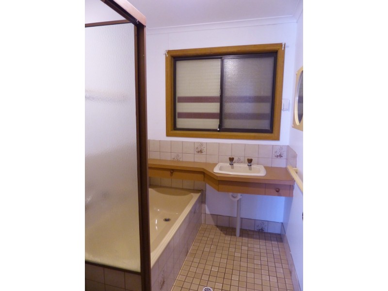 27 Collins Street, Ceduna SA 5690