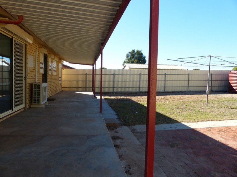 27 Collins Street, Ceduna SA 5690