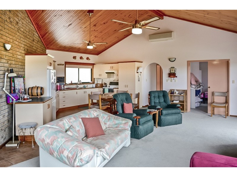 Unit 2/2 Jubilee Drive, Coffin Bay SA 5607
