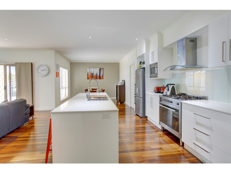 18 Windamere Crescent, Port Lincoln SA 5606