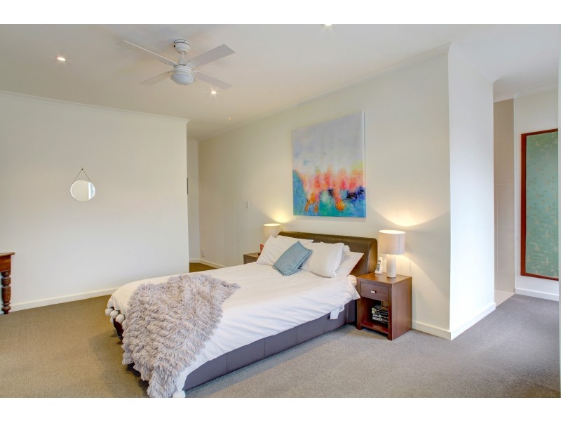 18 Windamere Crescent, Port Lincoln SA 5606