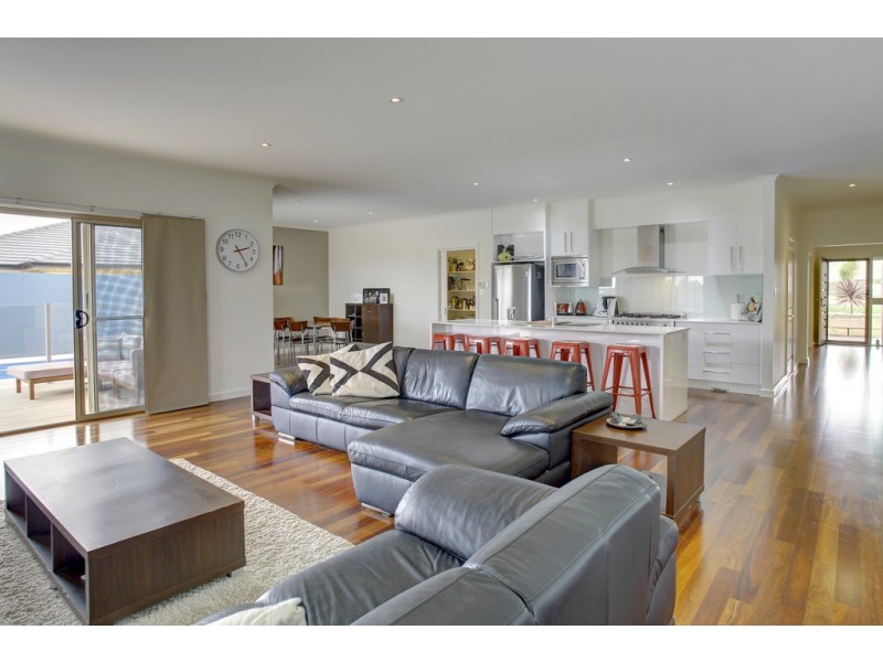 18 Windamere Crescent, Port Lincoln SA 5606