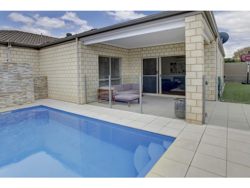 18 Windamere Crescent, Port Lincoln SA 5606