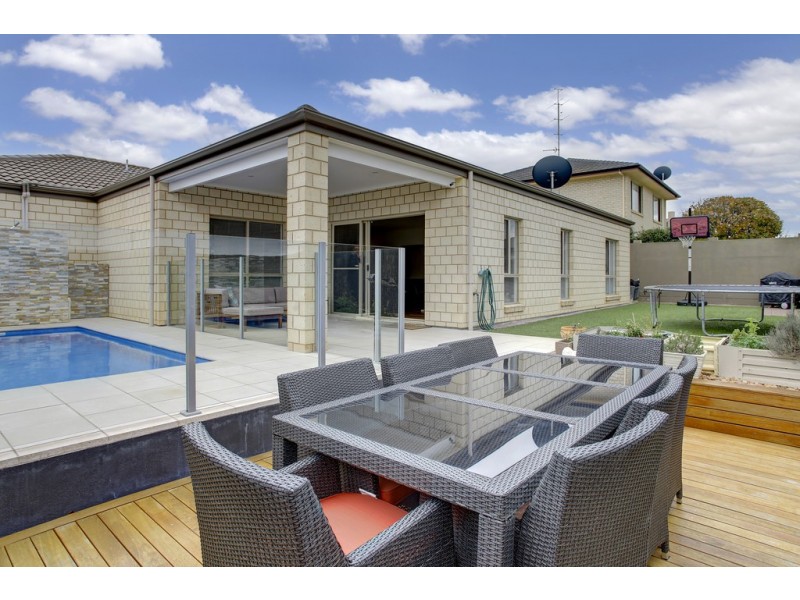 18 Windamere Crescent, Port Lincoln SA 5606