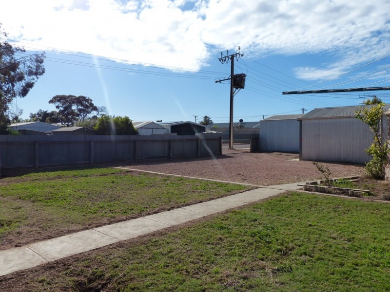 14 George Street, Ceduna SA 5690