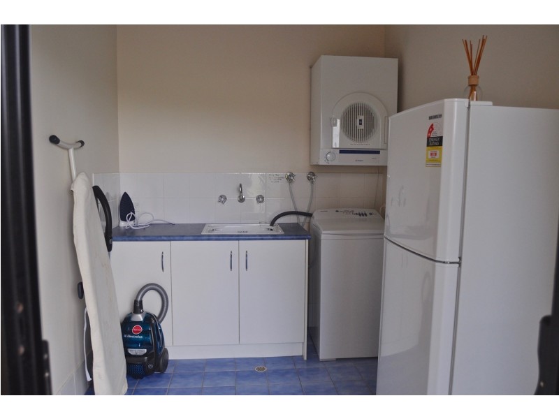 201B Esplanade, Coffin Bay SA 5607