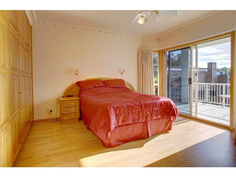 38 Lake View Avenue, Port Lincoln SA 5606