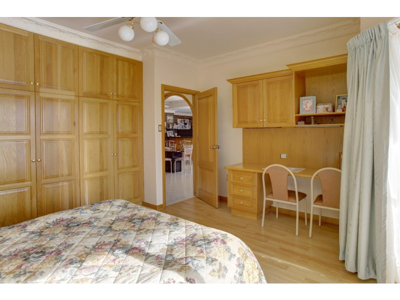 38 Lake View Avenue, Port Lincoln SA 5606