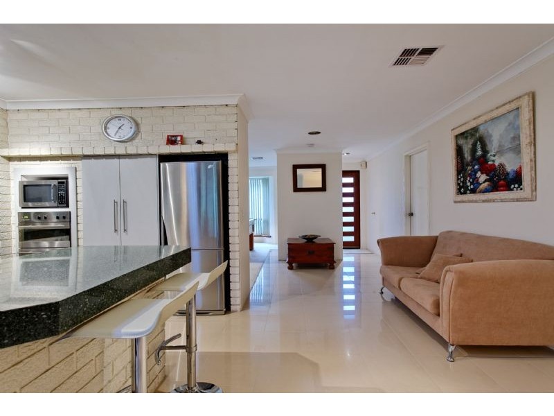 7 Coombs Place, Bateman WA 6150