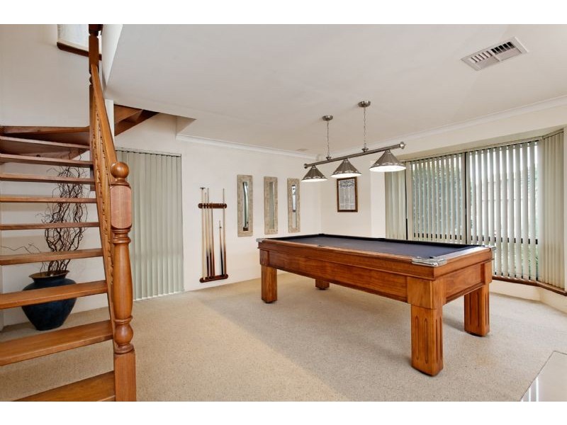 7 Coombs Place, Bateman WA 6150