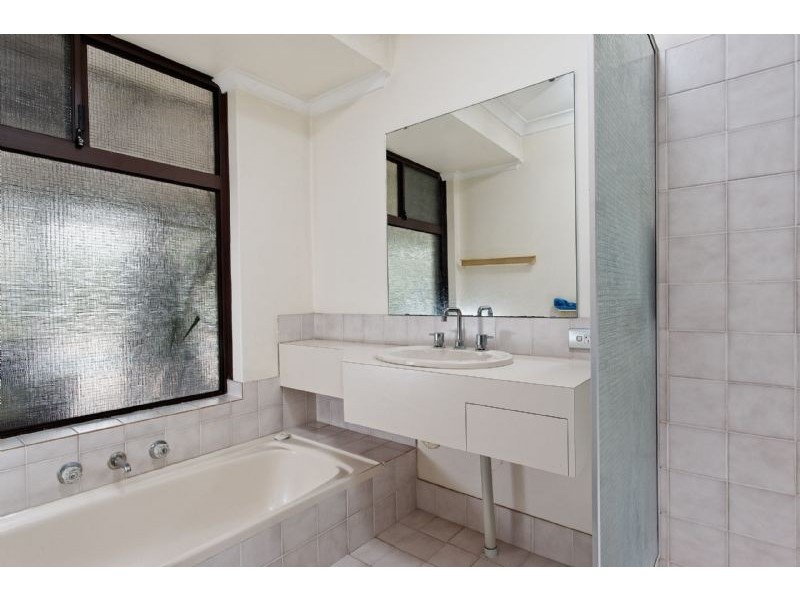 7 Coombs Place, Bateman WA 6150