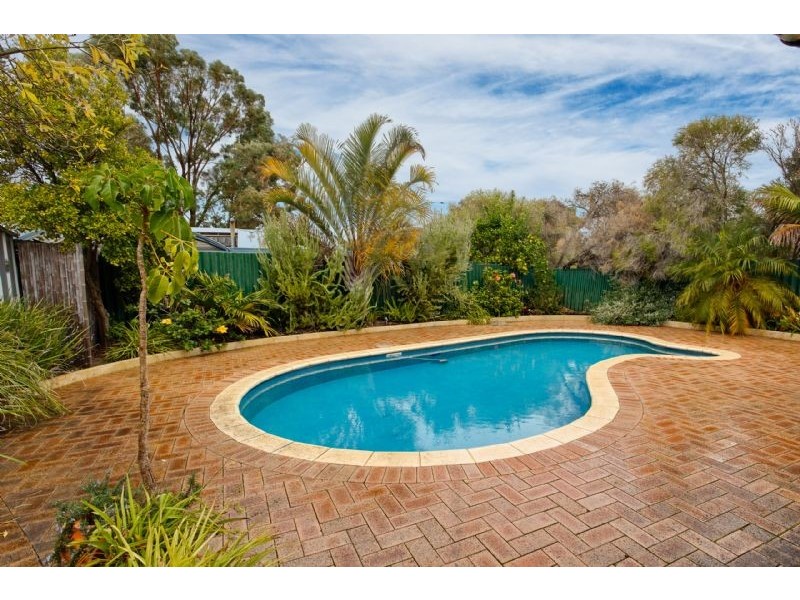 7 Coombs Place, Bateman WA 6150