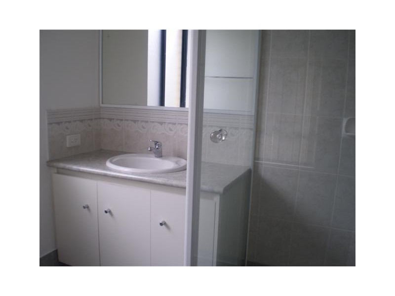 8 Ellery Court, Success WA 6164