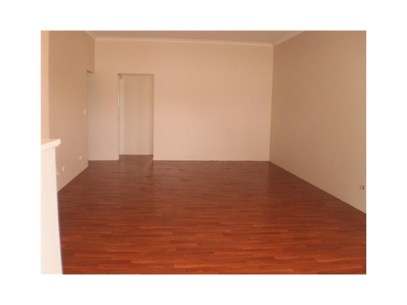 8 Ellery Court, Success WA 6164