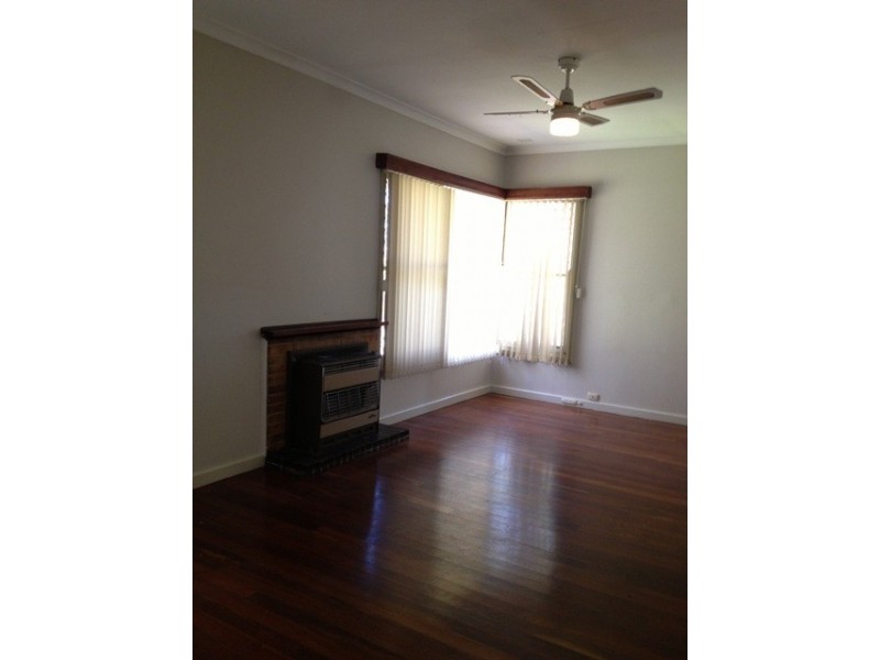 28 Camillo Street, Coolbellup WA 6163