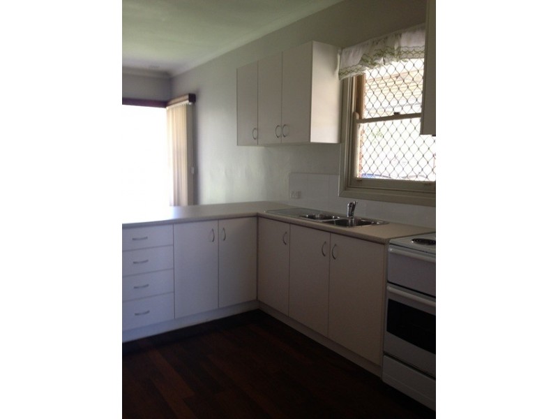 28 Camillo Street, Coolbellup WA 6163