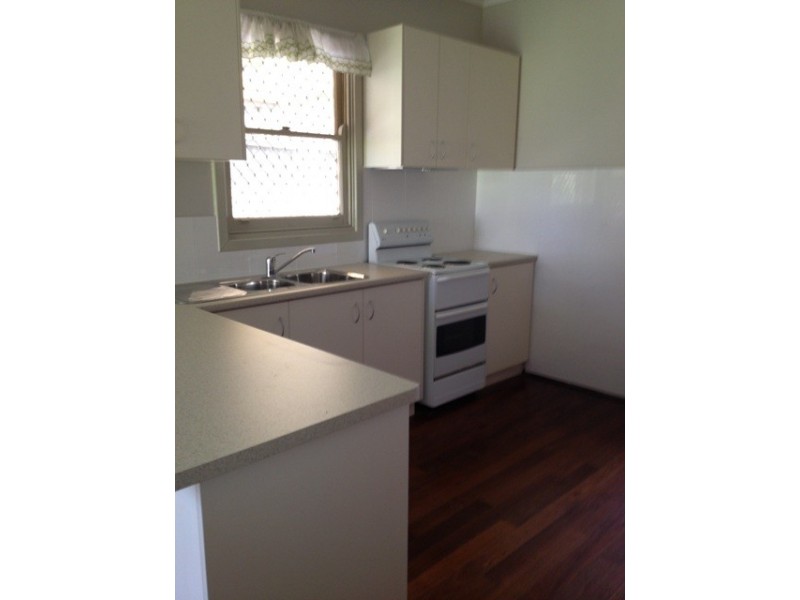 28 Camillo Street, Coolbellup WA 6163