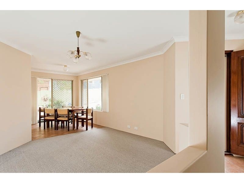 11A Howson Street, Hilton WA 6163