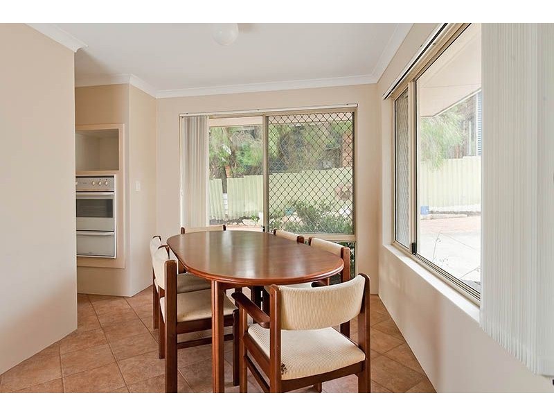 11A Howson Street, Hilton WA 6163