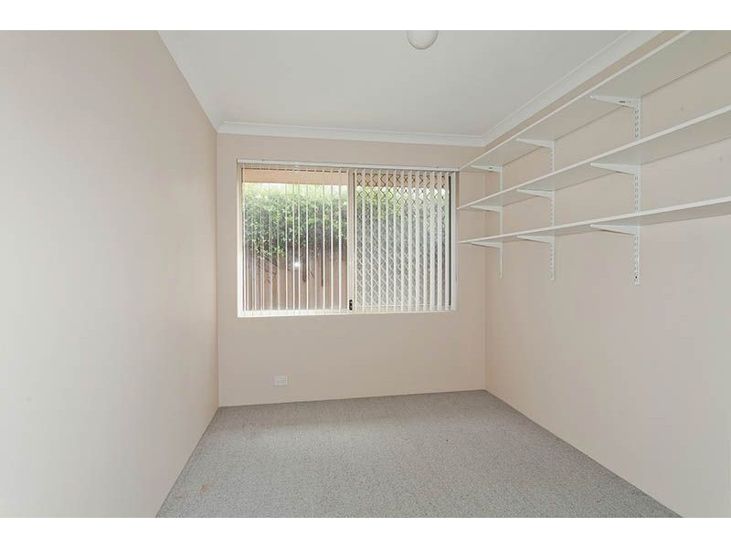 11A Howson Street, Hilton WA 6163