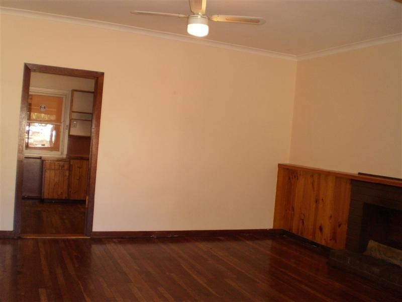 14 Stainer Street, Willagee WA 6156