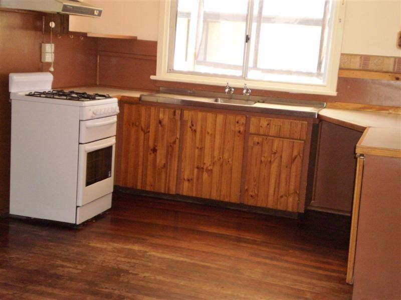 14 Stainer Street, Willagee WA 6156