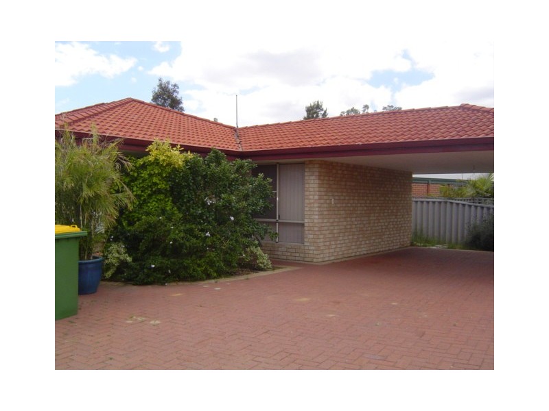 2/19 Catalpa Crescent, South Lake WA 6164