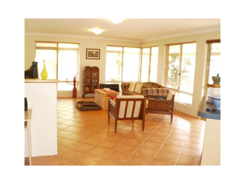 30 Jagoe Loop, Willagee WA 6156