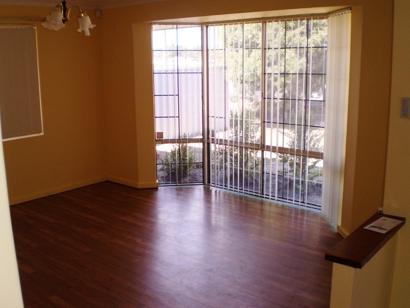 36 Broadwater Gardens, South Lake WA 6164