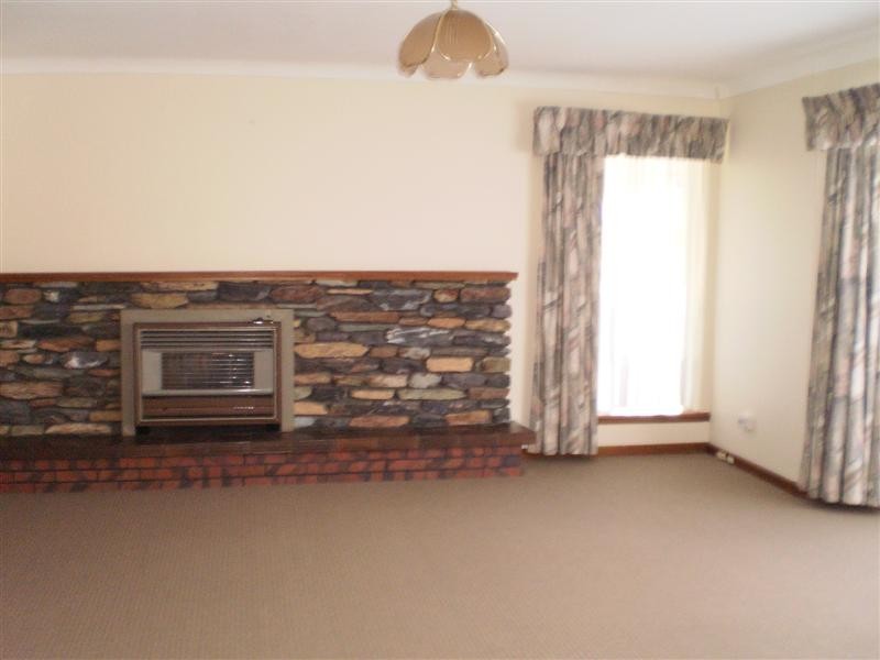 14 Bellairs Road, Kardinya WA 6163