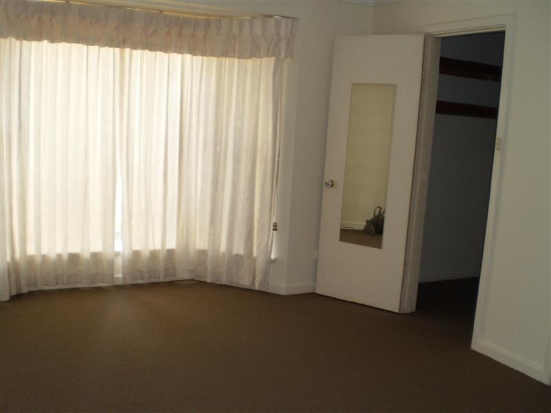 14 Bellairs Road, Kardinya WA 6163