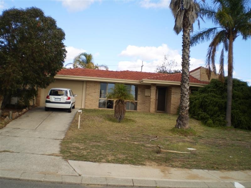43 Whitlock Crescent, South Lake WA 6164
