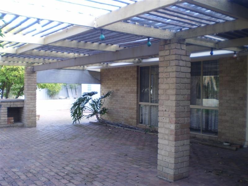 43 Whitlock Crescent, South Lake WA 6164