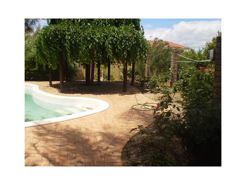 8 Pope Mews, North Lake WA 6163