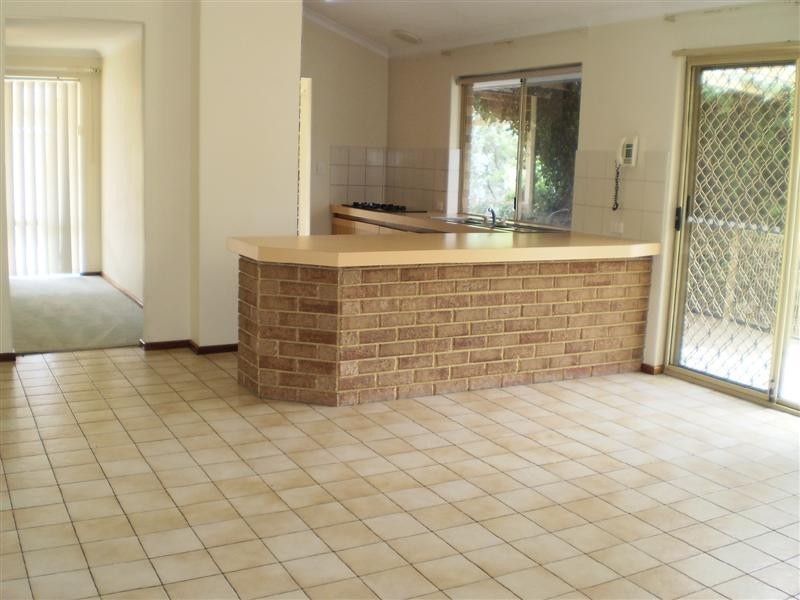 7 Coleridge Place, North Lake WA 6163