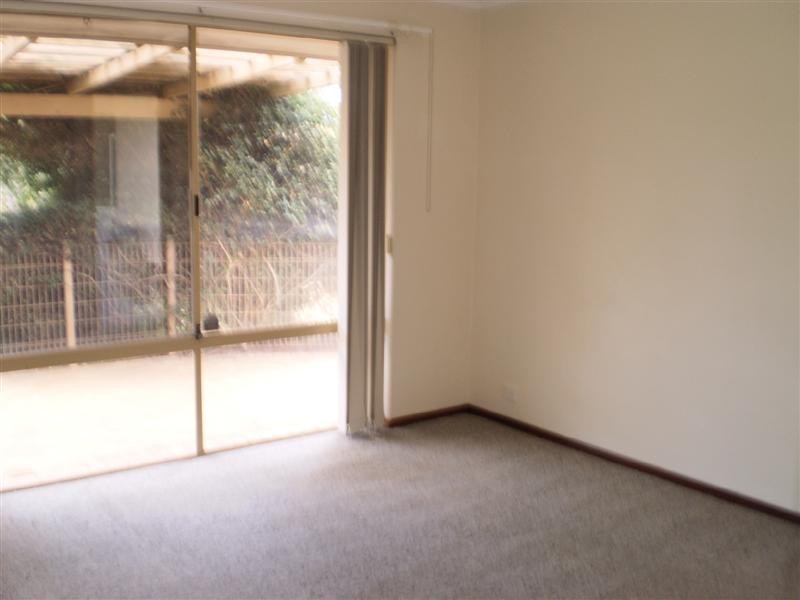 7 Coleridge Place, North Lake WA 6163