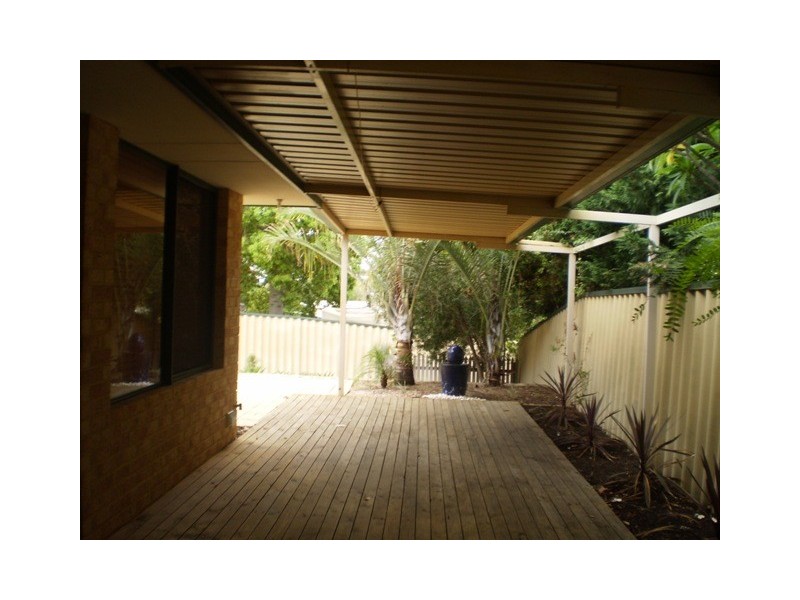 10 Norkus Way, Willagee WA 6156